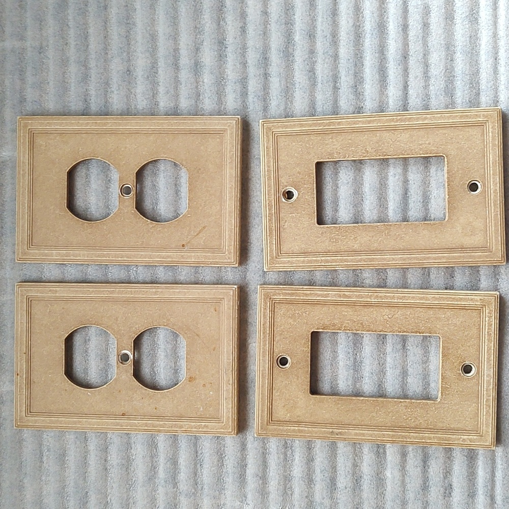 Light and plug fixture covers